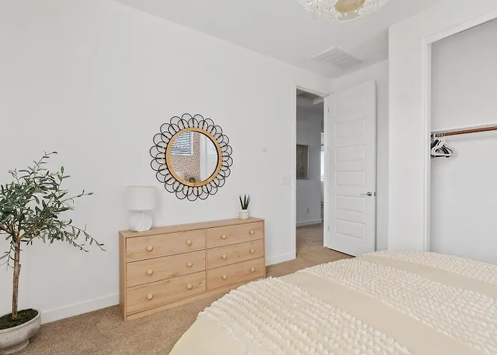 Holiday home Luxe With Pool, Yard, Work Station Queen Creek